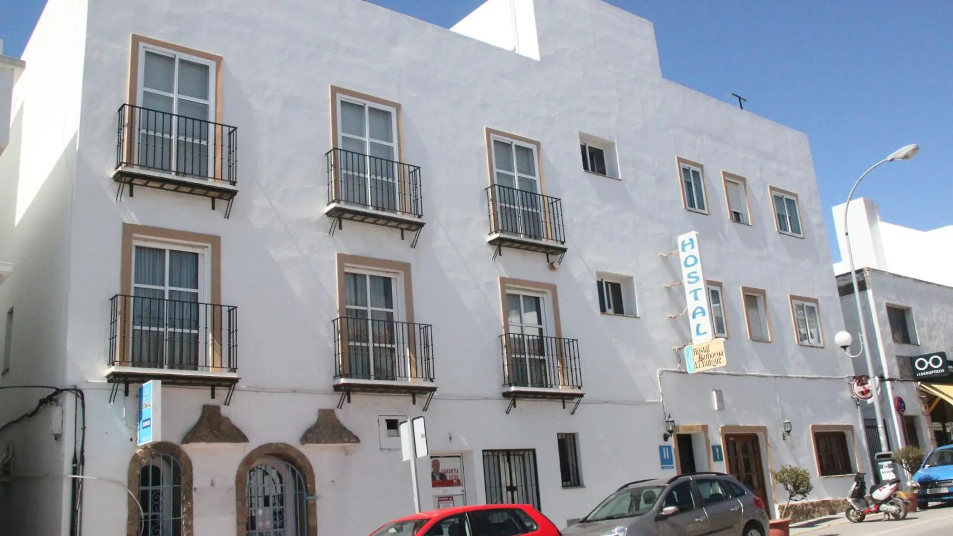 Hostal El Yunque Conil De La Frontera Spain