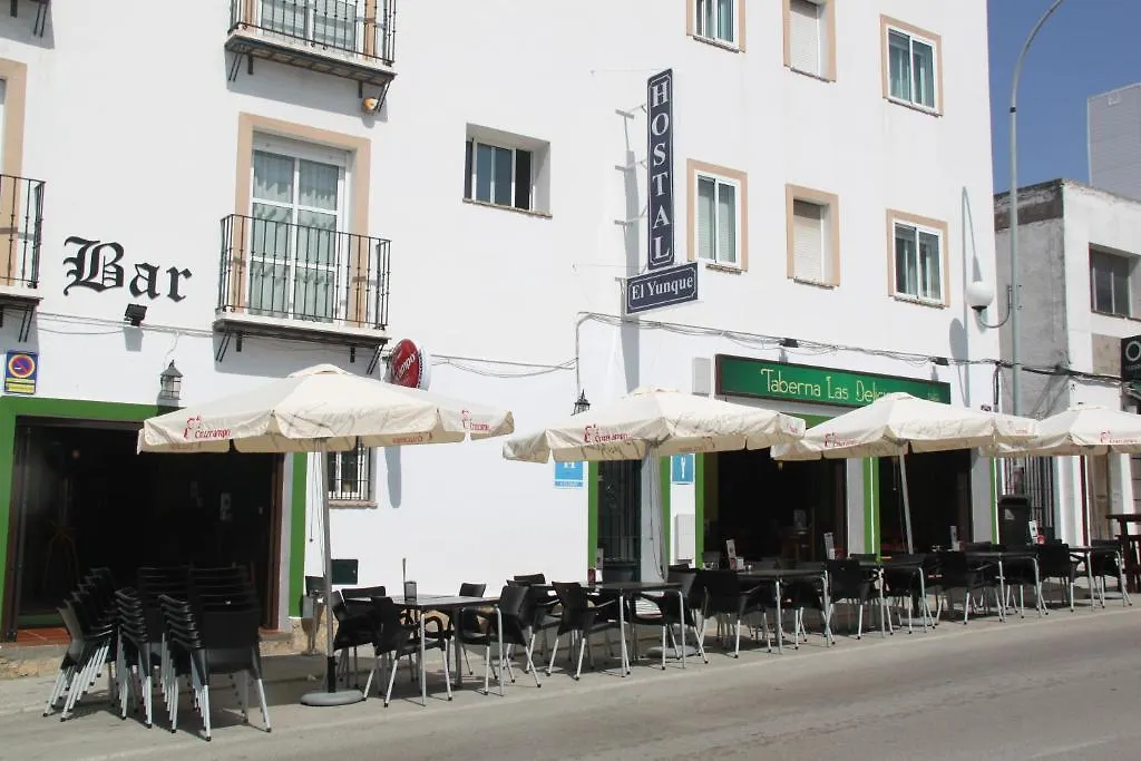 Hostal El Yunque Conil De La Frontera 2*,
