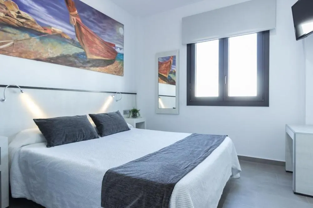 Hostal El Yunque Conil De La Frontera 2*,  Spain